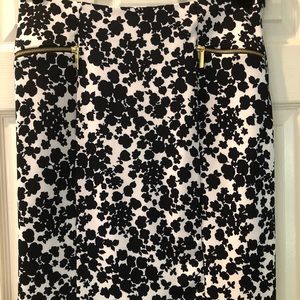 Michael Kors Navy/White floral pencil skirt